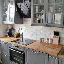 We all know about the clean, cool, and modern quality these kinds of kitchens have, but there's more to kitchen design than what you are used to seeing in the store's catalog. Ikea Las Ideas De Cocina Novocom Top