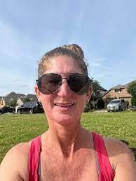 Candice Larkin's Instagram, Twitter & Facebook