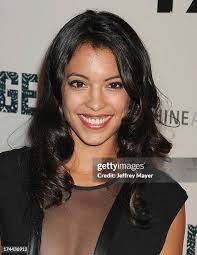 Stephanie Bridge's Instagram, Twitter & Facebook