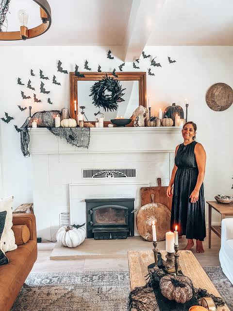 Spooky Halloween Mantle Ideas – Hallstrom Home