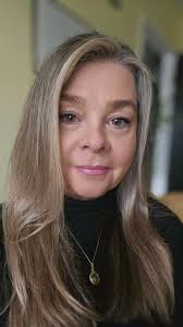 Introduction to a social group member