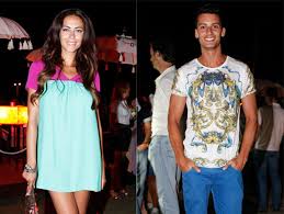 She is an actress, known for amar demais (2020), a herdeira (2017) and olhos nos olhos (2008). Caras Sofia Ribeiro E Ruben Rua De Ferias