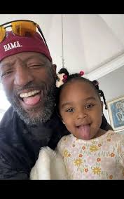 Lovely Kyla Pratt and her two adorable daughters. 🥰❤️