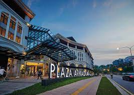 Desa park city is more of a large gated modern community residence with a lifestyle concept that has attracted many outstation chinese malaysians and a growing number of expatriates. A Family Day Out At Desa Parkcity Happy Go Kl