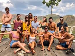 O resumo das novelas trouxe tudo o que você precisa saber sobre a nova novela das seis, orgulho e paixão. Apos Fim De Novela Elenco De Orgulho E Paixao Passeia Em Brasilia