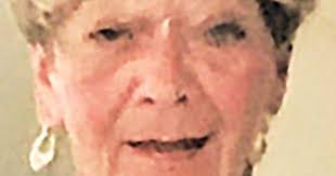 Deanna Noble's Instagram, Twitter & Facebook