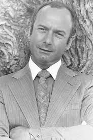 What do you know about the Lees men's shop suit bag?