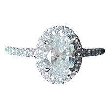 Depuis 1932, harry winston transforme les diamants en pièces d'art et révolutionne la joaillerie et l'horlogerie moderne, basé sur l'incroyable héritage de son fondateur. Harry Winston Ringe Aus Platin Silber Grosse 6 15566944