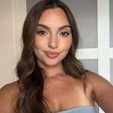 Ava Phoenix's Instagram, Twitter & Facebook