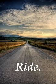 Too Far Away Need To Move To A Warmer Climate Motivazione Corsa Paesaggi Arte Della Bicicletta
