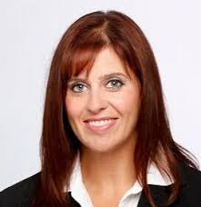 Lesley Conway's Instagram, Twitter & Facebook