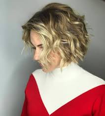 Lung force heroes share their stories to inspire, encourage and empower us to raise our voices for lung health. Taglio Capelli Corti Inverno 2021 2022 Arriva Il Caschetto Sliced Bob