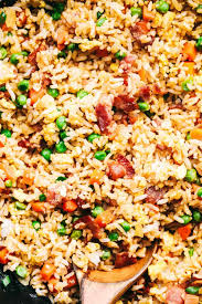 Bacon Fried Rice Is 1000x Better Than Takeout And Has Crispy Bacon Eggs Peas Carrots And Rice That Com In 2020 Easy Rice Recipes Bacon Fries Bacon Fried Rice Recipe