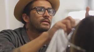 Johnny Ramirez: El hairdresser de las estrellas en Beverly Hills