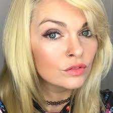 April Dickey's Instagram, Twitter & Facebook