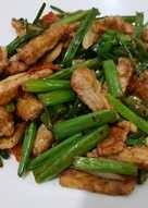 Resep tempe orek kering ini cukup mudah, karena bahan dan bumbu yang digunakan juga cukup sederhana dan tidak sulit untuk didapatkan. 79 Resep Tumis Tempe Dan Bunga Bawang Enak Dan Sederhana Ala Rumahan Cookpad