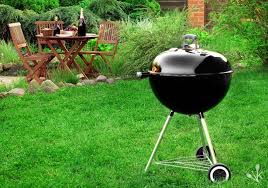 Do you fancy bbq and want to buy a grill another important issue to consider is the size of your future grill. Best Charcoal Grills Buying Guide Reviews Kitchensanity
