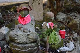 Decoración de exterior, adornos para jardín y decoración terrazas en la tienda online donde podrá… Japones Jizo Monje Mini Estatua Sonrisa Escultura Jizo Jardin Artesania Modelo Figurilla Mesa Decoracion Escultura De Escritorio Jizo Monje Estatua Esculturas Hogar Y Cocina Kudzuandcompany Com