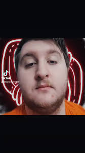 Aaron Lyon (@aaronlyon138)