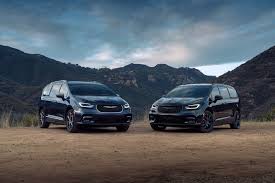Depending on the state, its battery has a warranty that lasts for 10 years and 100. Chrysler Opens Orders For New Redesigned 2021 Chrysler Pacifica Announces Minivan Lineup Pricing