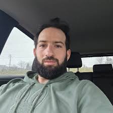 Windows 10- everything updated nvidia RTX 2080 Intel i9 9900k 3.6 ghz 16gb  of ram Liquid cooling ASUS Tuf motherboard I got a new tower and selling  this one. Everything has been