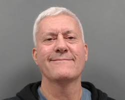 Sex Offenders near Varsity Lakes Middle School