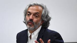 Juan Daniel Oviedo confirmó que se lanzará a las presidenciales del 2026:  ¿qué partido lo apoyará?