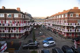 Current flag of united kingdom with a history of the flag and information about united kingdom country. Flats In Kirby Estate Bermondsey Are Covered With 400 Flags Of St George Ahead Of Euro2020 Daily Mail Online