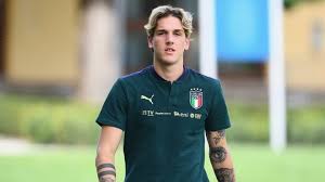 Edad21 año (2 de julio de 1999). Roma Reject Tottenham Approach For Nicolo Zaniolo