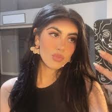 Arlene Anaya's Instagram, Twitter & Facebook