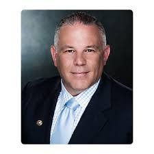 Paul Viano's Instagram, Twitter & Facebook