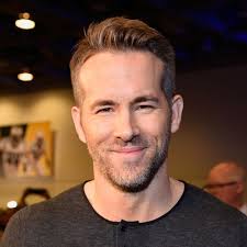 Here's a slightly shorter version of the deadpool haircut. The Best Ryan Reynolds Haircuts Hairstyles 2021 Update