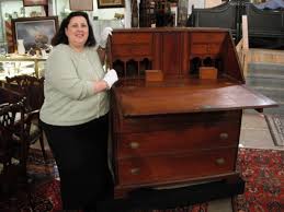 The chairs in this category are considered shield back dining room chairs. Hepplewhite Furniture Dr Lori Ph D Antiques Appraiser