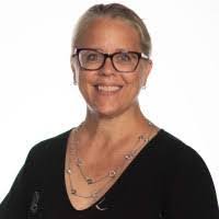 Anna Houk's Instagram, Twitter & Facebook