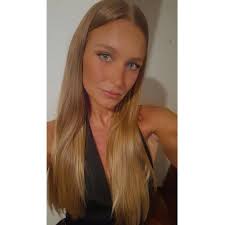 Vicky (@vicky.martino) • Instagram photos and videos