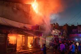 Explosion triggers fire, destroys shops in Oyo market