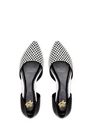 Black And White Pointed Toe Flats 2b Woven Pointed Toe Flat Pointed Toe Flats Pointed Toe Shoes Pointy Toe Shoes