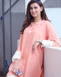 She is among the attractive personalities of pakistani media. Sexy Madeha Naqvi Hottest Busty Photos Pakistani Female News Anchor Wallpapers Top 10 Ranker