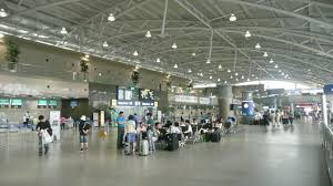 El Aeropuerto Airport