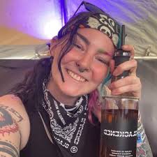 Cassie Dunn (@sodunnwithit)