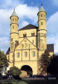 San panta en movimiento investigación, participaciones en congresos y publicaciones el equipo de salud lleva a cabo trabajos de investigación sobre diferentes temáticas relacionadas con el trabajo cotidiano en el centro de salud y en la comunidad dónde trabajamos. Romanico Ciudades Catedrales Y Monasterios