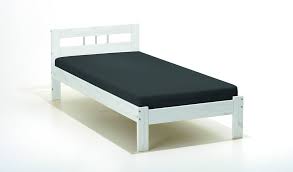 Massivholz ist ein lebendiges, atmendes material: Bett Einzelbett Holzbett Fana Massivholz Weiss 90 Real De