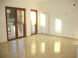 Scopri tutti gli annunci privati e di agenzie e scegli con immobiliare.it la tua futura casa. Isernia Appartamento In Piccolo Condominio A Isernia In Affitto