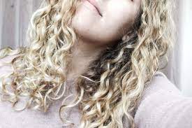 Warum sollte ich eine haarmaske verwenden? Meine Haarpflegeroutine Fur Locken Curly Girl Methode Lisas Lovely World