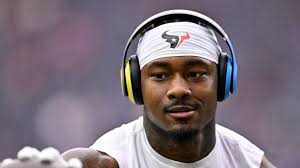 Larry Garron, an original member of the Boston Patriots, dies at age 82