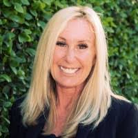 Deborah Megna's Instagram, Twitter & Facebook