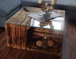 Man bekommt heute alle nötigen baumaterialien im baumarkt und kann möbel von tisch und bett über die kommode bis hin zur garderobe auch mit wenig handwerklichen kenntnissen selber bauen, zum beispiel aus alten. Obstkisten Couchtisch