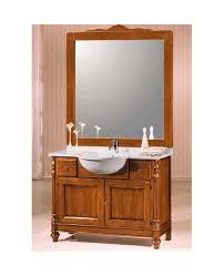 Qualità e robustezza del legno massello unite alla progettazione di soluzioni uniche e funzionali per ordinare gli oggetti e rendere gli ambienti esclusivi. Mobile Bagno Arredo Legno Massello Arte Povera Classico Con Specchiera