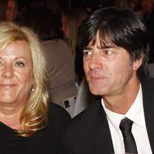 Check out the pes 2021 stats and tactics of j. Jogi Low Seine Privaten Geheimnisse Bunte De