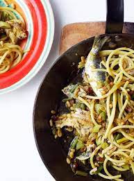 Pasta Con Le Sarde Fish Recipes Jamie Magazine Recipe Fish Recipes Italian Recipes Jamie Oliver Recipes